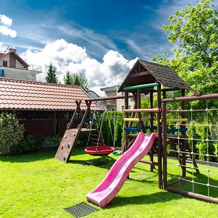Alex - Pokoje I Apartamenty Blisko Plazy Z Ogrodem I Placem Zabaw Ostrowo (Puck) Exterior photo