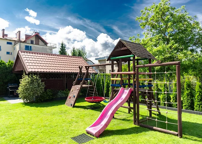 Alex - Pokoje I Apartamenty Blisko Plazy Z Ogrodem I Placem Zabaw