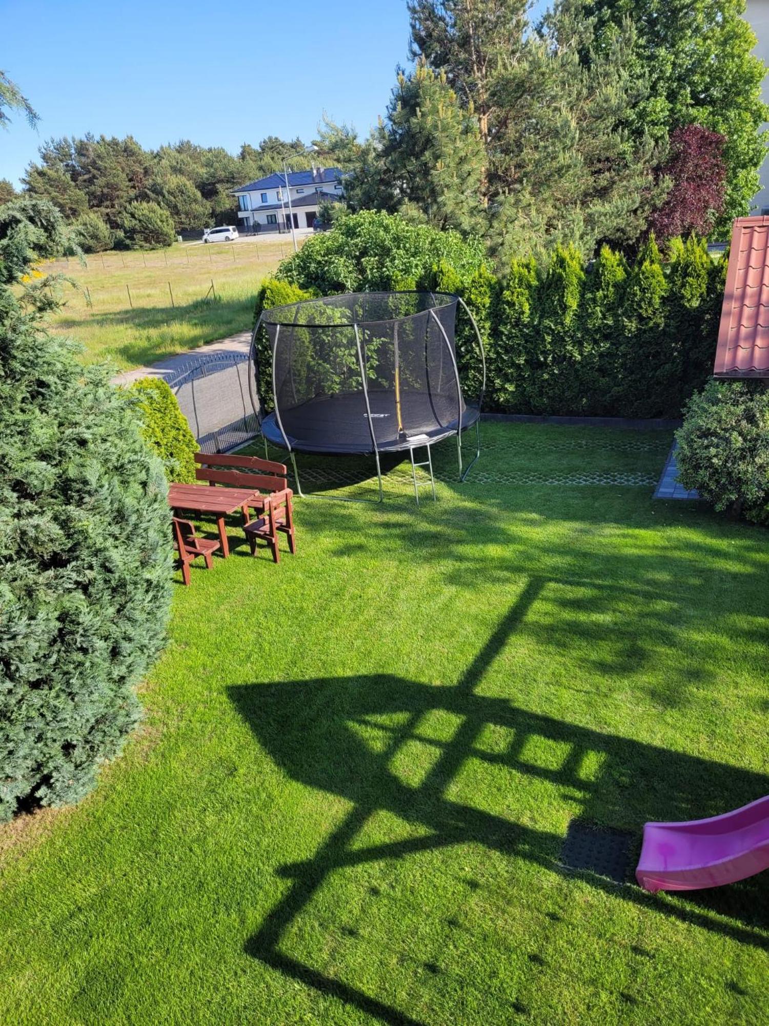 Alex - Pokoje I Apartamenty Blisko Plazy Z Ogrodem I Placem Zabaw