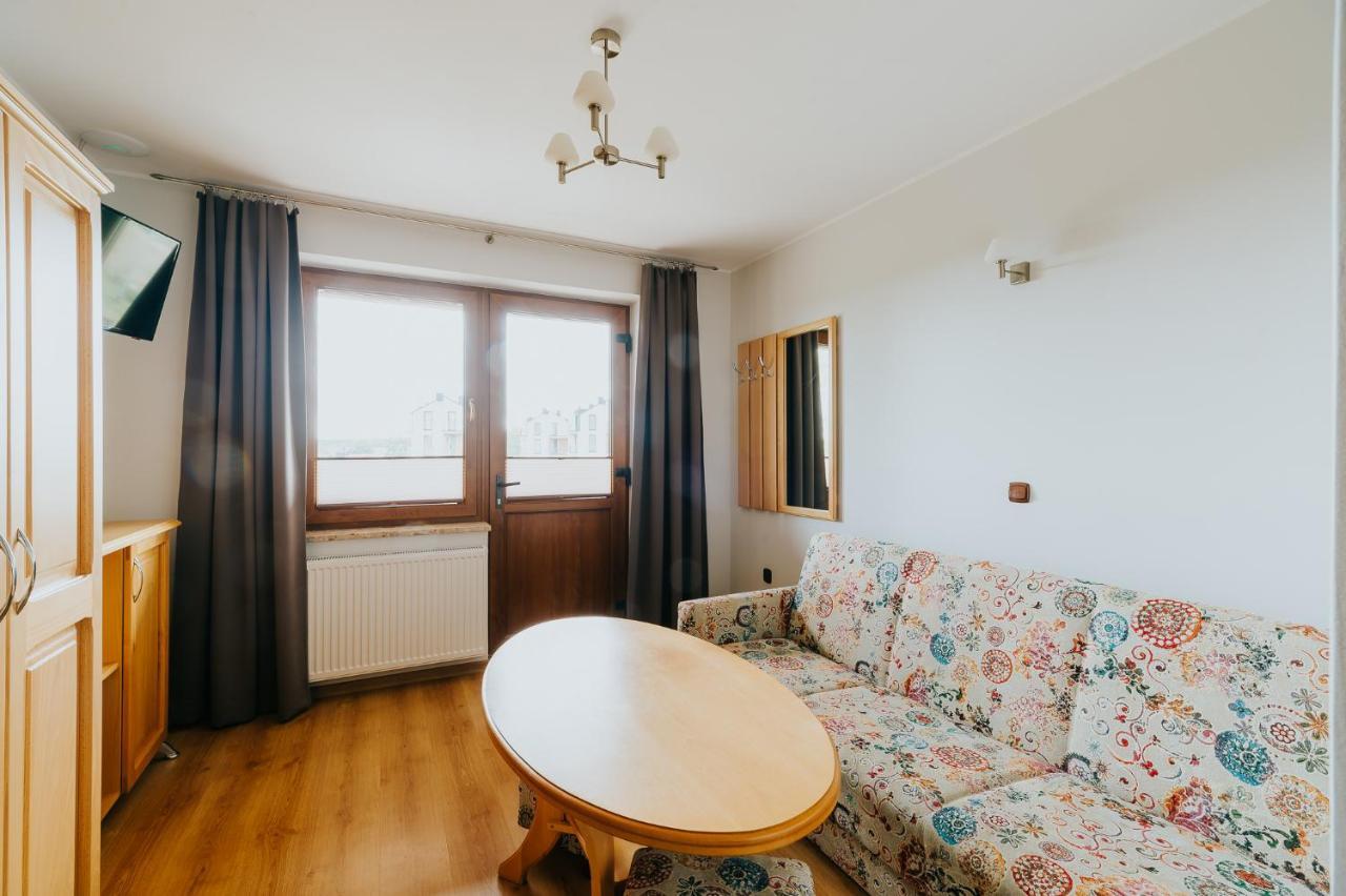 Homestay Alex - Pokoje I Apartamenty Blisko Plazy Z Ogrodem I Placem Zabaw